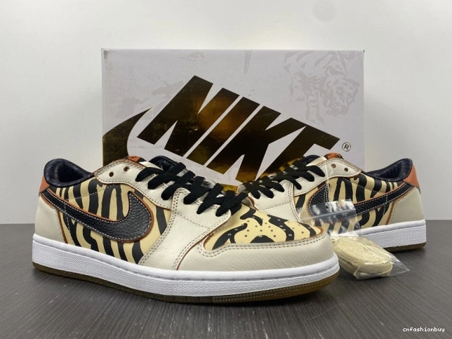 OG DH6932-100 Low of 1 Year Tiger the Air Jordan 0720